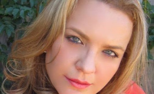 Yalí-Marie Williams, soprano.
