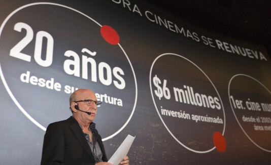 El proyecto conllevará una inversión aproximada de $6 millones. Arriba, Robert Carrady, presidente de Caribbean Cinemas.