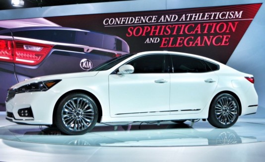 Kia Cadenza 2017