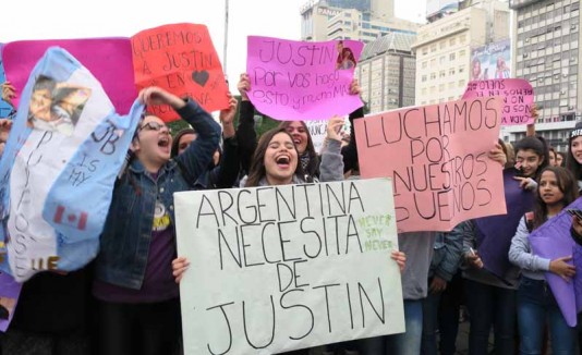 Marcha por Justin Bieber