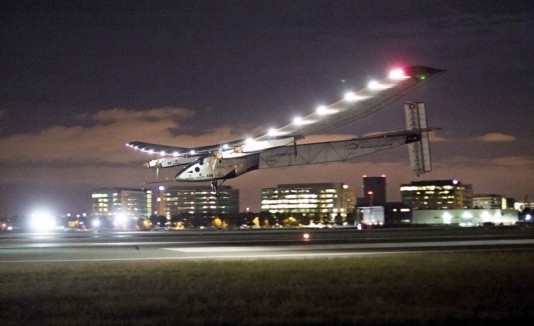Avión solar