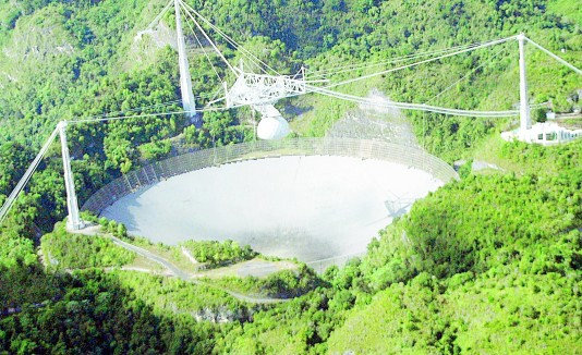 Reportaje de National Geographic alega un posible cierre del observatorio de Arecibo.