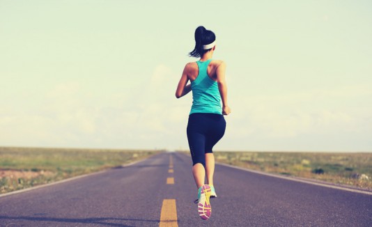 Mujer corriendo