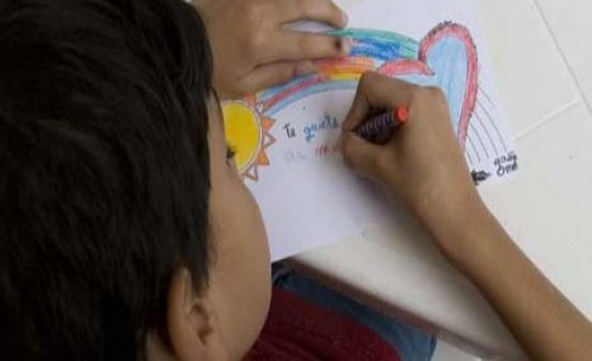 Niño dibujando