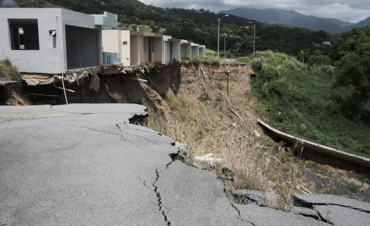 Algunos bancos no han querido disolver la hipoteca de los vecinos afectados en Ceiba.