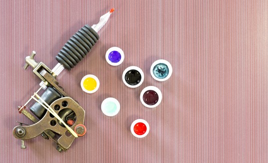 Tatuaje, Máquina, Tinta