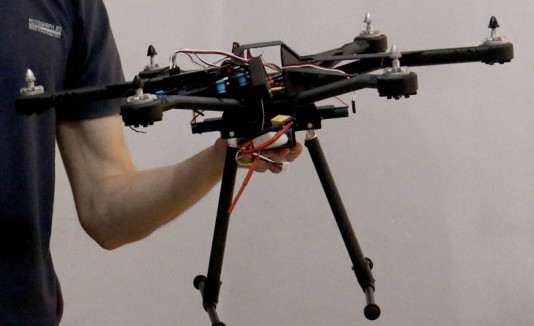 Dron creado por jóvenes