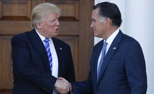 Mitt Romney y Donald Trump