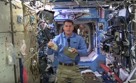Seis astronautas celebrarán Thanksgiving en el espacio