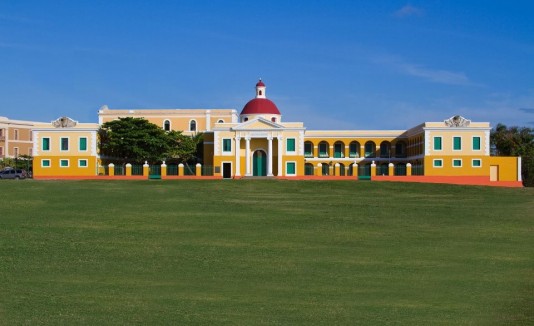 Escuela de Artes Plásticas y Diseño