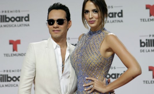 Marc Anthony junto a Shannon de Lima