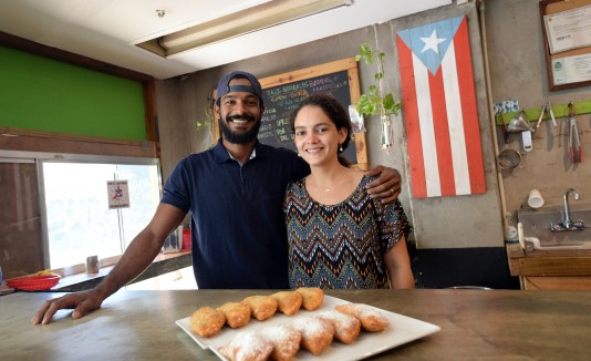 Vidal Carrión e Irene Charrón, propietarios de Productos Gostosos