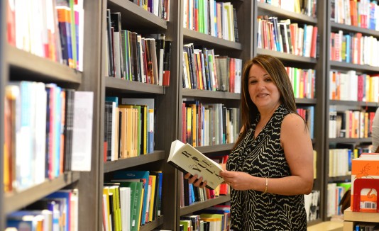 Maritza Santos, propietaria de MS Books