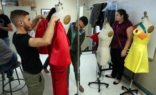 Estudiantes de EDP diseñan inspirados en obras del MAPR