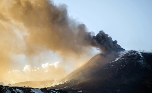Volcán del monte Etna en Italia