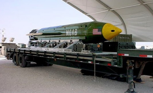 Bomba de EEUU a Afganistán