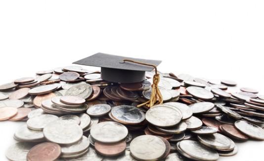 Becas, graduación, préstamo