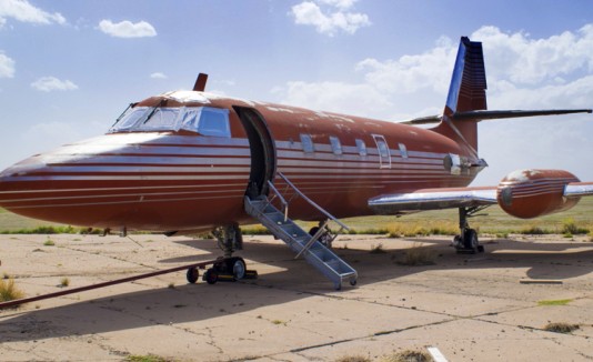 Subastan jet privado de Elvis Presley