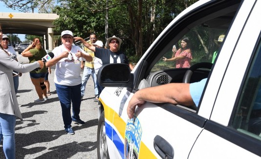 Cenizas de carbón Policía vs. manifestantes