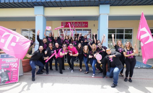 T-Mobile Puerto Rico abre su primera tienda en Cidra