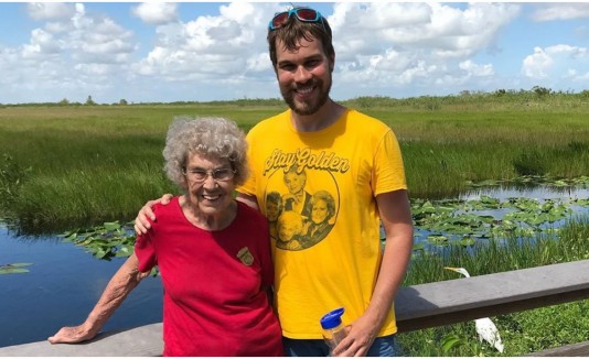Abuela y su nieto